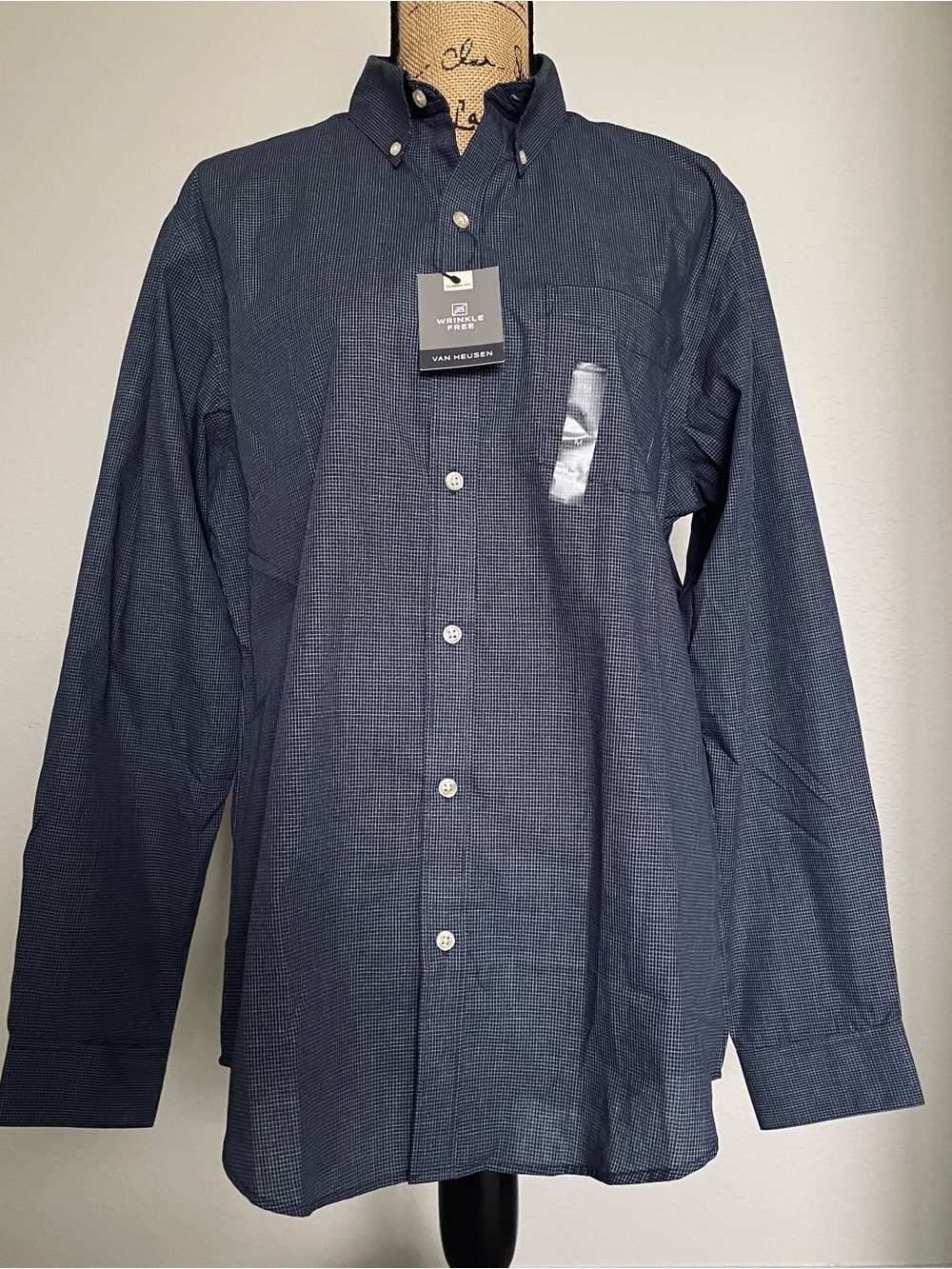 NWT Van Heusen Wrinkle Free Men’s Blue Button-Down Dress Shirt
